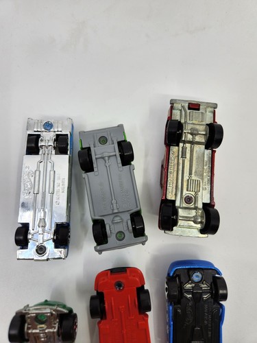Lot of 6 Hot Wheels VW Bug Jeep Dealers Choice Cadillac Good Condition Pre-owned - Picture 6 of 8