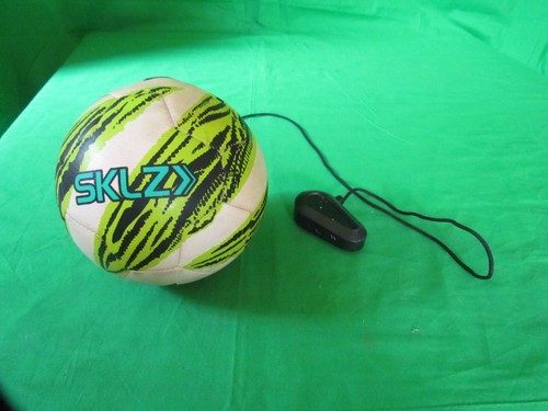 SKLZ Star-Kick Solo Soccer Ball Juggling Trainer Black/Yellow Size 1 Nice