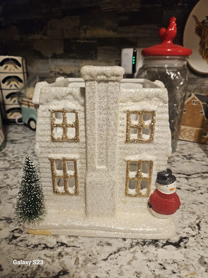 Bath & Body Works 2018 Village House Christmas Luminary Candle Holder Dachshund - Image 2 of 4