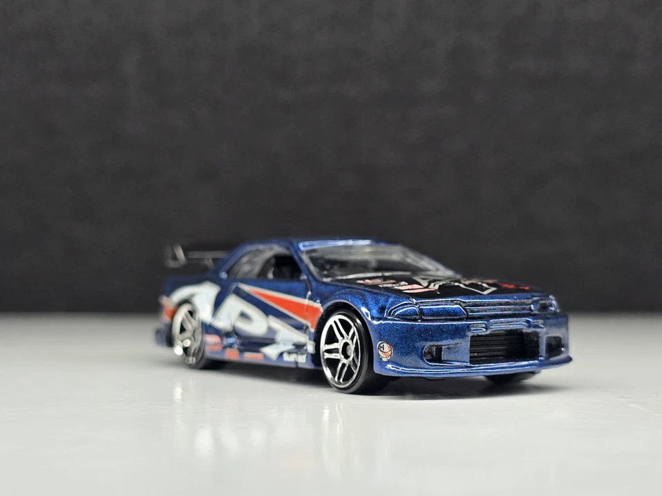 2002 Hot Wheels First Edition Nissan Skyline GT-R R32 SP5 Wheel Variation - Image 2 of 4
