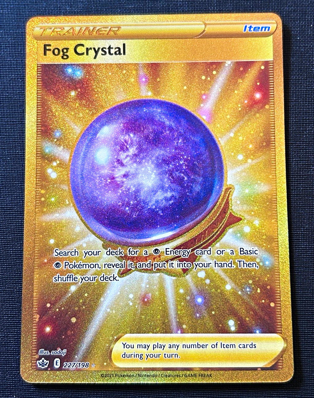 Pokemon Fog Crystal Secret Rare Holo Chilling Reign 227/198 2021