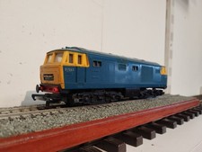Hornby Railways (OO) BR Blue Diesel Locomotive No D7063 Unboxed.
