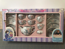 CHINA WARE BY FISHEL - MINIATURE FINE PORCELAIN 16 PIECES - NEW IN BOX