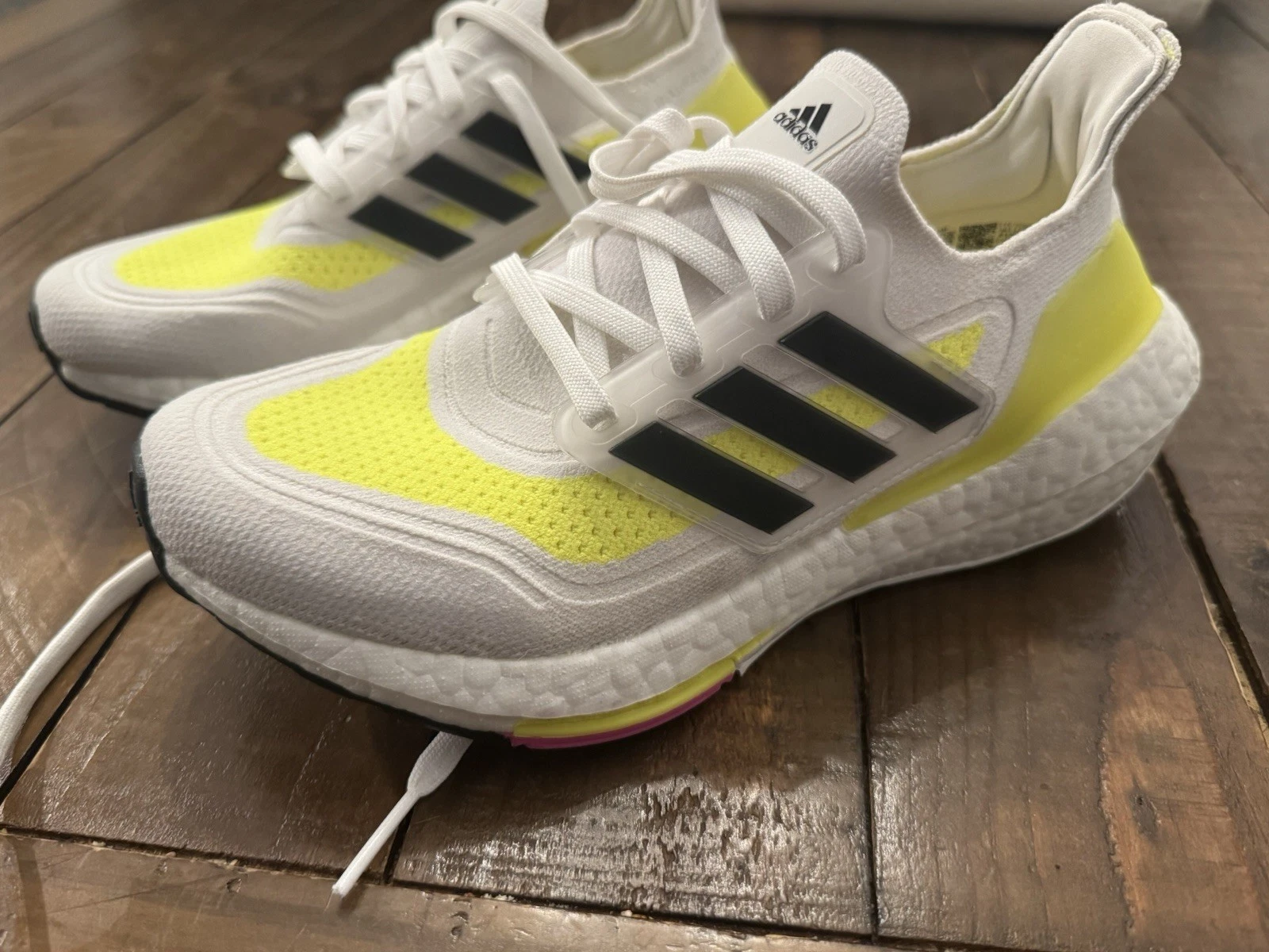 Adidas Ultraboost 21 J FZ2929 scarpe da corsa stringate bianche giovani taglia 4 5 nuove con etichette T