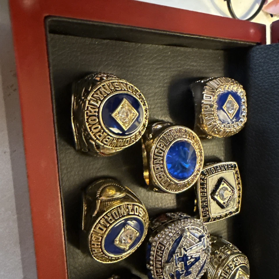 Conjunto de anel réplica Dodgers FanMade com vitrine - colecionável comemorativo 8 peças - Imagem 4 de 4