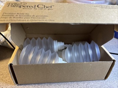 The Pampered Chef Decorator Bottle Set New With Open Box 1585 Perfect Condition