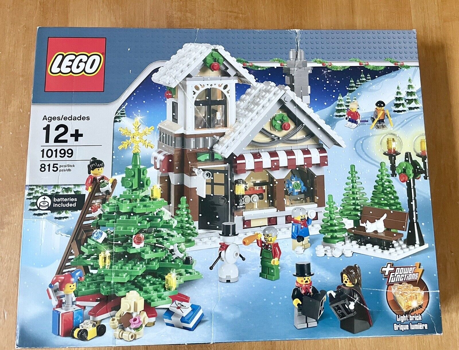 LEGO CHRISTMAS Winter Toy Shop #10199 - New in Sealed Box RETIRED From 2009