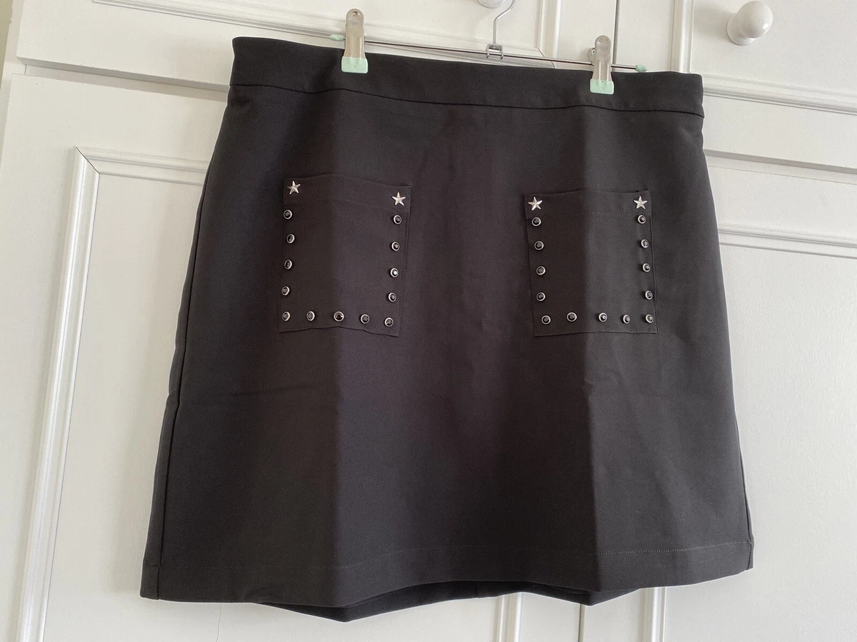 mint berry A line skirt Size 14 NEW with tag Black