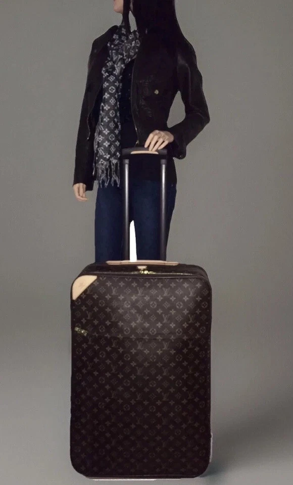 路易威登 Pegase 70 Monogram 行李箱滚动行李箱带服装和防尘袋 — 第 2/4 张图片