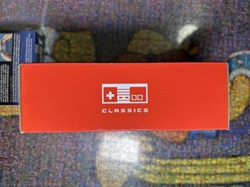 Nintendo Classic Edition NES Mini + Extra Controller + Case