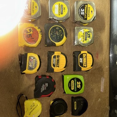14 Measuring Tapes 