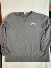 The North Face Heritage Patch Crew Sweatshirt Men  s XXL Grey Pullover Fleece
