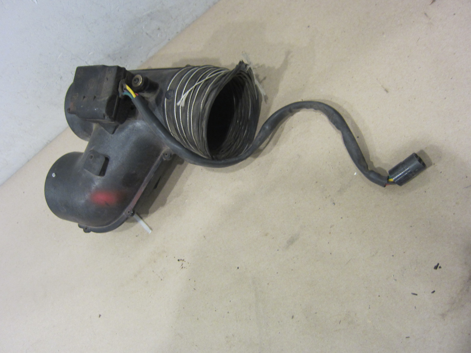Ferrari 208,328 - LH Switch For Heater - Part# 61739000