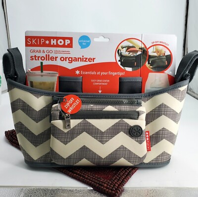 Baby Stroller Organizer By Skip Hop Chevron Grey and Cream Brand New (C23)**