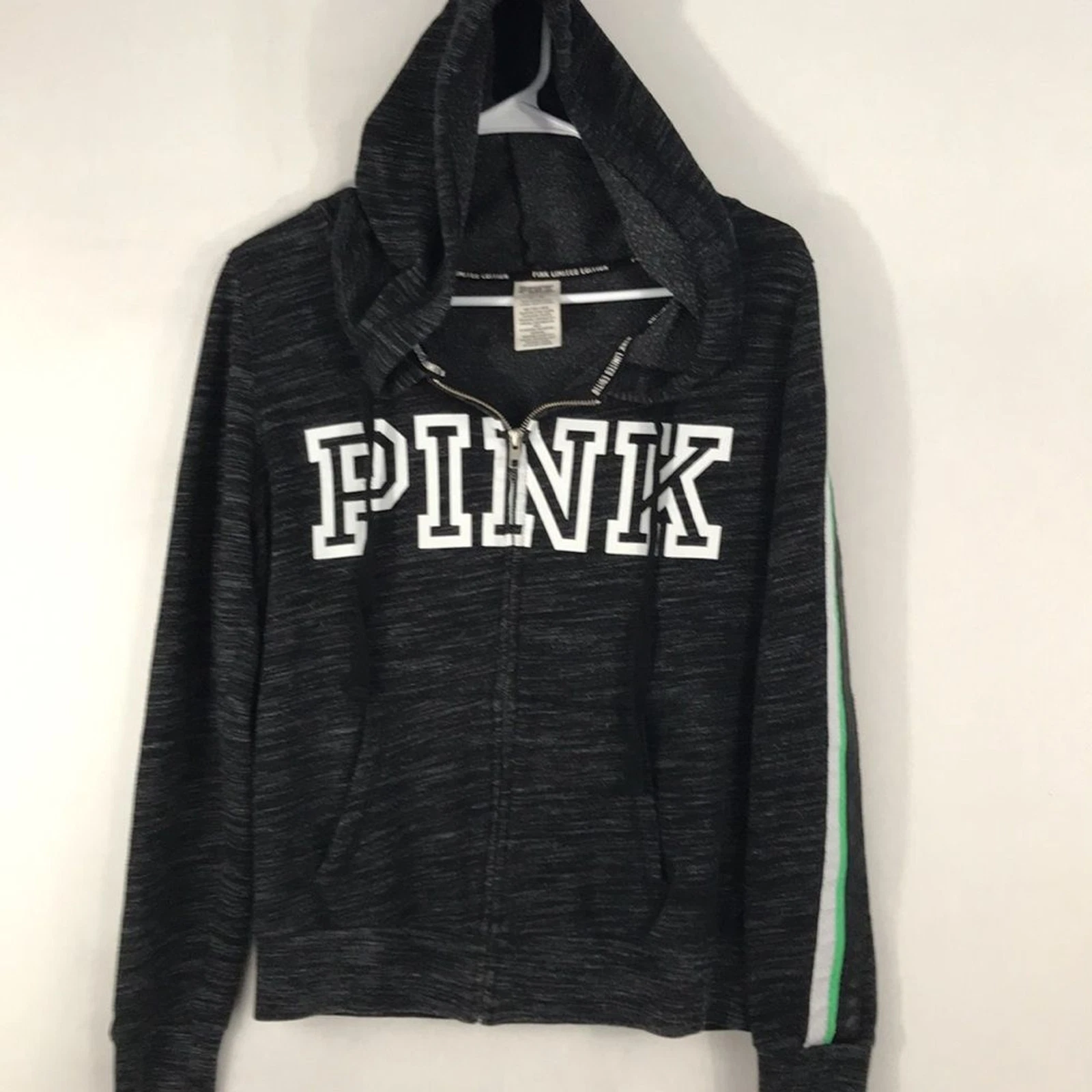 UNDERCOVER Felpa con cappuccio Victoria's Secret rosa edizione limitata maniche a righe Racer