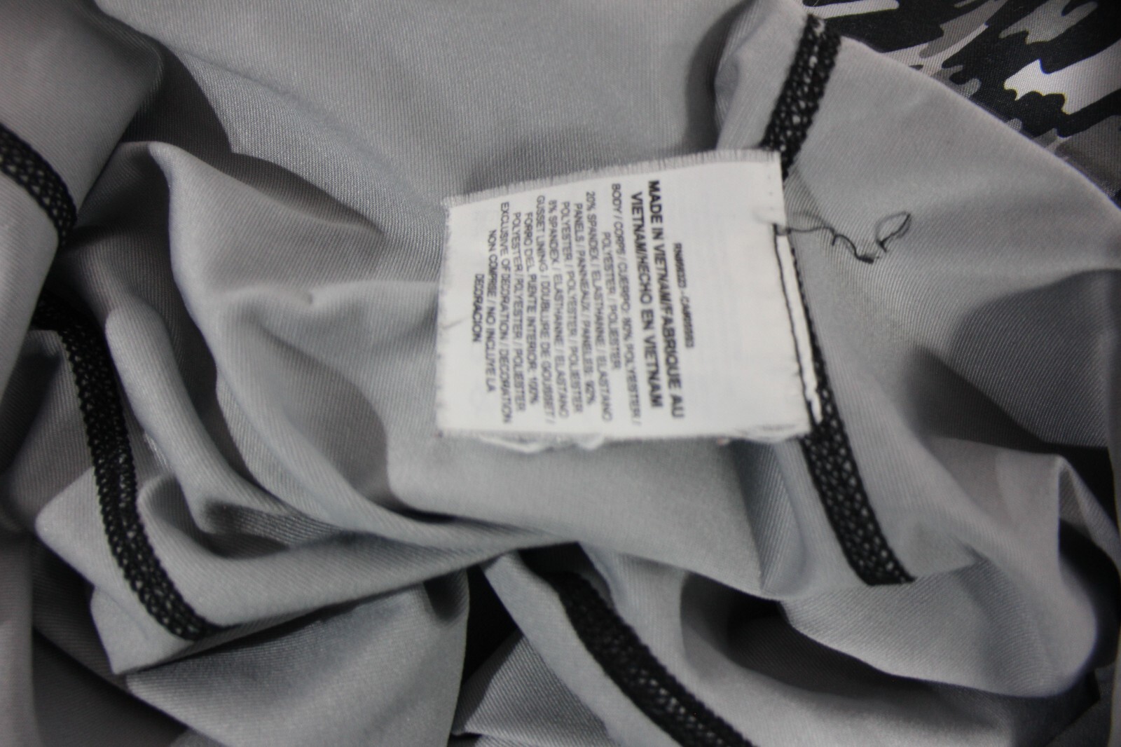 Nike Pro DriFit Women's Leggings Size small Black and Gray Camo Print thumbnail 3