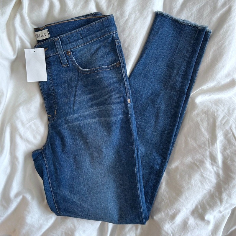 Madewell 9” High Rise Skinny Raw Hem Geoff Wash