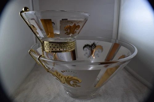 Vintage 1960s Anchor Hocking Glass Chip Bowl and Matching Dip Cup