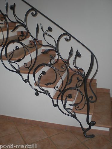 Garde-corps en fer forgé Ludivine - Garde-corps escalier, balcon en fer forgé / style classique