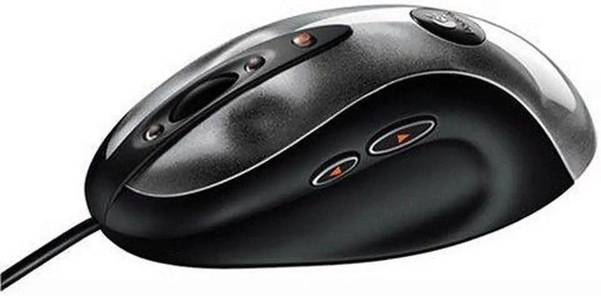 Logitech MX518 Wired Optical Gaming Mouse M/N M-BS81A P/N Thumb