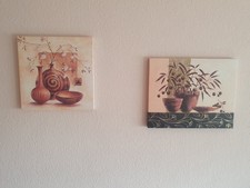 2 PICTURES MEDITERRANEAN MOTIF ON STRETCHER FRAME