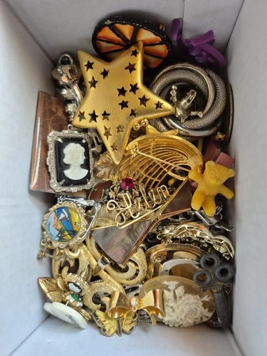 Vtg to Now Jewelry Bulk Lot Mixed Bag Costume Jewelry Resale Supply Craft