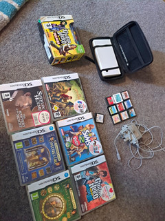 Nintendo DS Console Bundle w/ Games Carry Case Charger Wi‑Fi (PAL)