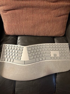 Microsoft Surface Wireless Ergonomic Bluetooth Grey Keyboard - Model 1786 TESTED
