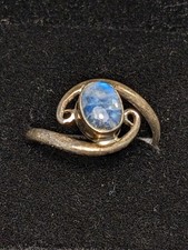 Vintage Moonstone Ring Size 7.5 Sterling Silver Swirl Band Oval Cabochon