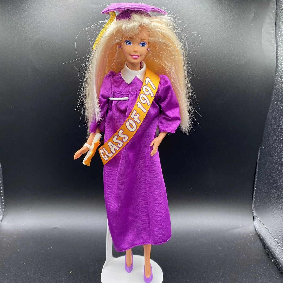 Barbie Doll Vtg 90s Graduation 1997 Purple Robes Mortarboard tassel Shoes Ring
