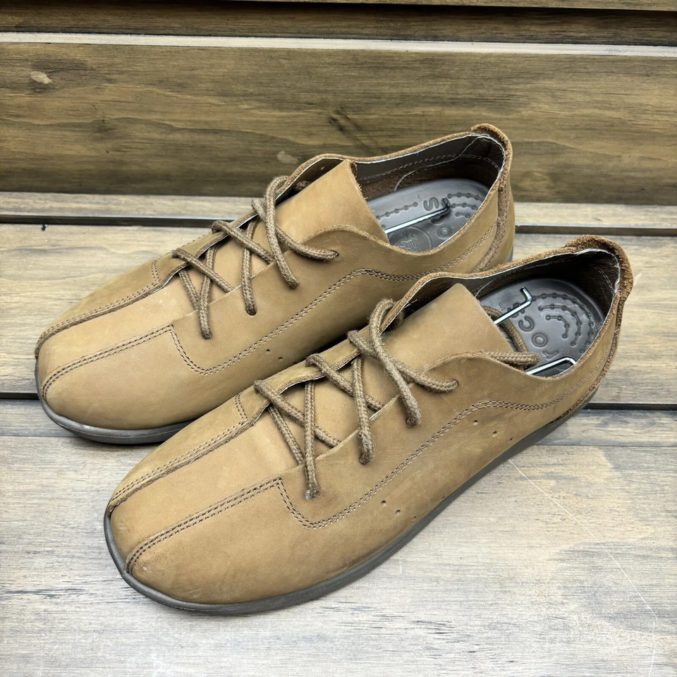 Crocs Venture Para hombres EE. UU. 7 Marrón Gamuza/Nubuck Zapatos Informales Oxford para Caminar Foto 2 de 4