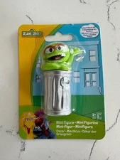 Sesame Street "Oscar" Mini Figure Just Play Cute & Collectable See Other Items