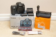 Canon EOS 5D Mark III (Mark 3) 22.3mp Full Frame DSLR + Battery Grip