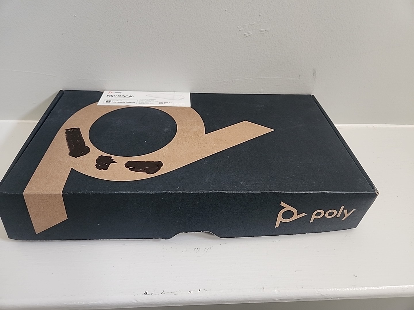 Poly Sync 40 Microsoft Teams Certified Speakerphone