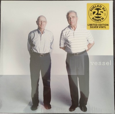 Twenty One Pilots - Vessel (LP, Album, Ltd, RE, RP, Sil) (Mint (M)) - 3587484015