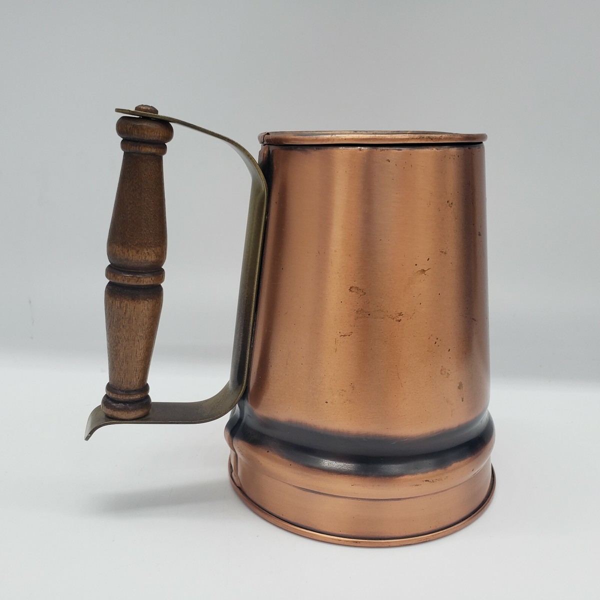 Gregorian Copper Mug Wooden Handle B.C.T. & S. Winter Chain 50 R
