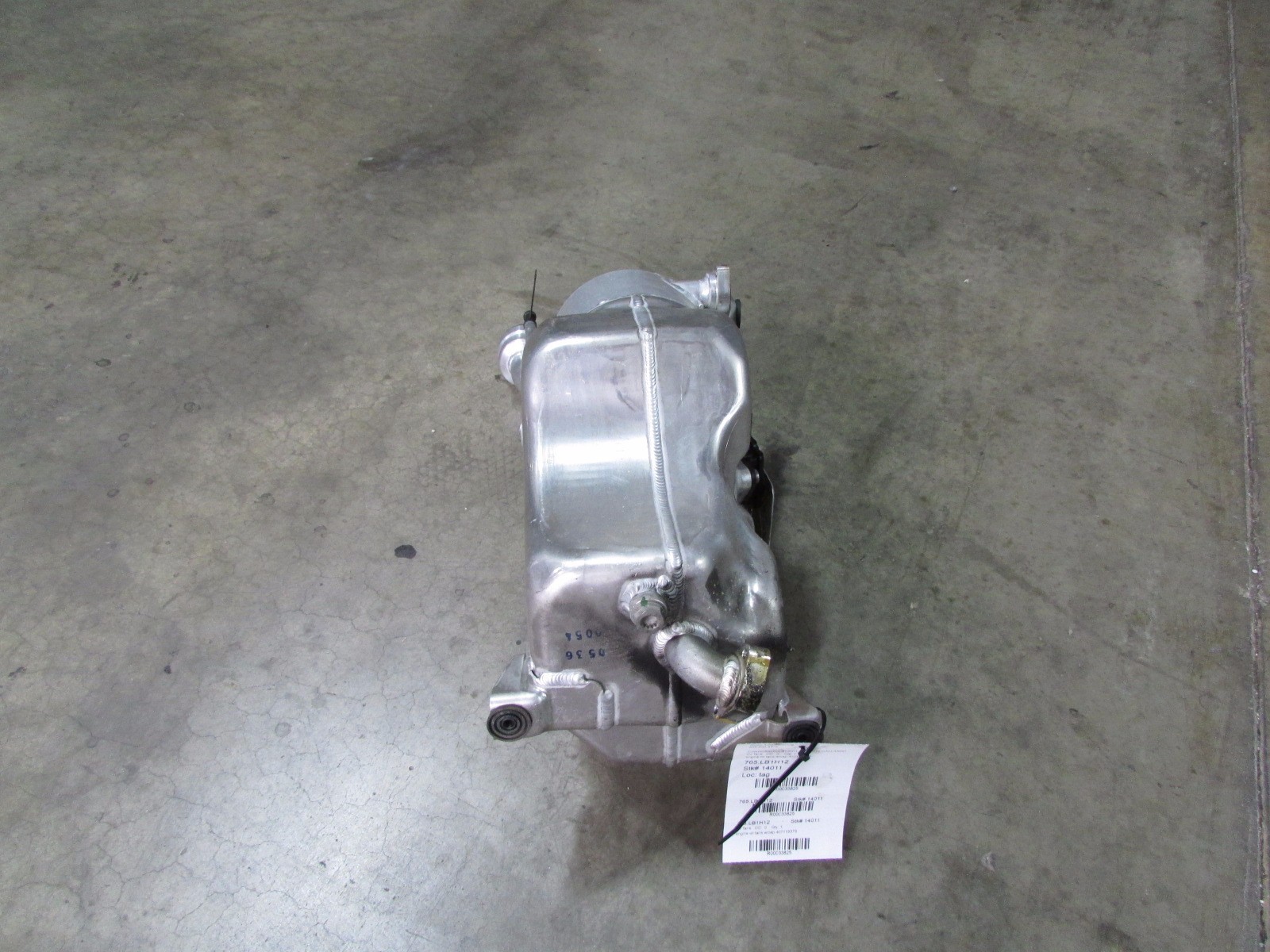 Lamborghini Gallardo LP550,560,570, Engine Oil Tank w/ Cap, Used, P/N 408115373