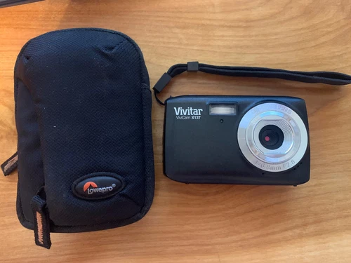 Vivitar Vivicam X137 Digital Camera 2.4" Touch Screen 4X Zoom Point Shoot  12MP