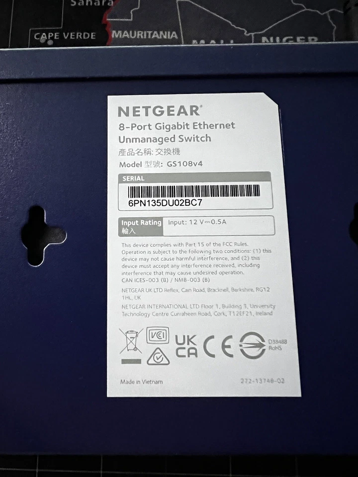 NETGEAR GS108TV2 8-Port Gigabit Ethernet Smart Switch with 1 PD Port - Black - Image 3 of 4