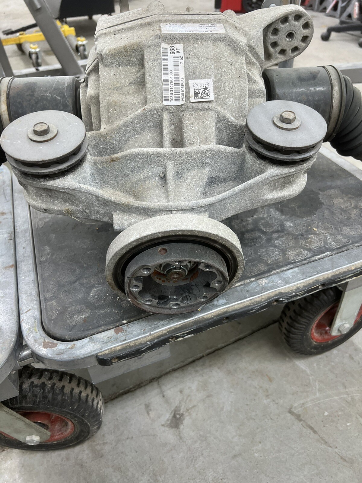 2015-2021 DODGE CHALLENGER HELLCAT OEM REAR DIFF DIFFERENTIAL 2.62 LSD ...