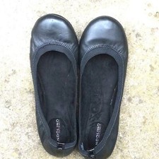 Bandolino Ladies Ballet Flats - Black, Size 7.5 M, Round Toe Comfortable
