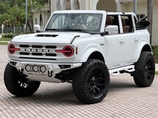 2025 Ford Bronco V6 Outer Banks Luxury Package Custom Lifted