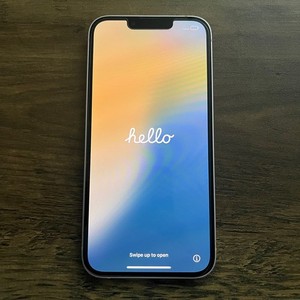 Apple iPhone 13 128GB, Pink, entsperrt.  In gutem Zustand, brauche eventuell neue Batterie