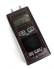 Dwyer 475-1-FM Mark III Handheld Digital Manometer, FM, 0-20" w.c. 10 PSI