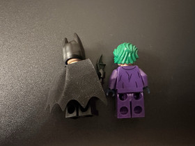 76023 LEGO The Dark Knight Trilogy The Tumbler Mini-figures. Batman and Joker