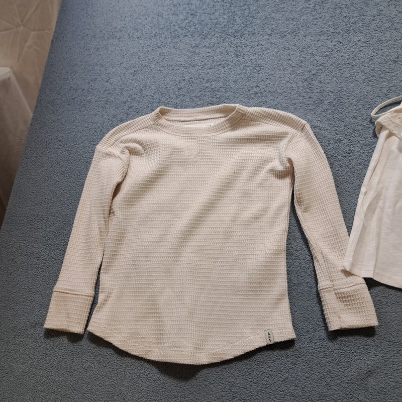 Bundle of 2 Kids Girls Clothing Waffle-Knit T-Shirt & Skirt Size 5-6 Years