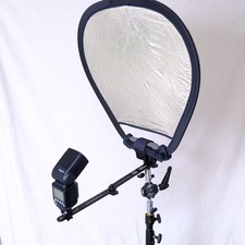Lastolite Manfrotto TriGrip Set - TriGrip Bracket with 18" TriGrip Reflector
