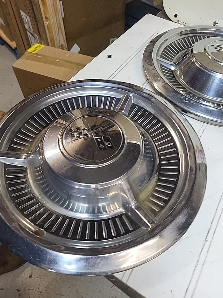 1958 Impala Chevrolet Hubcap - Image 4 of 4