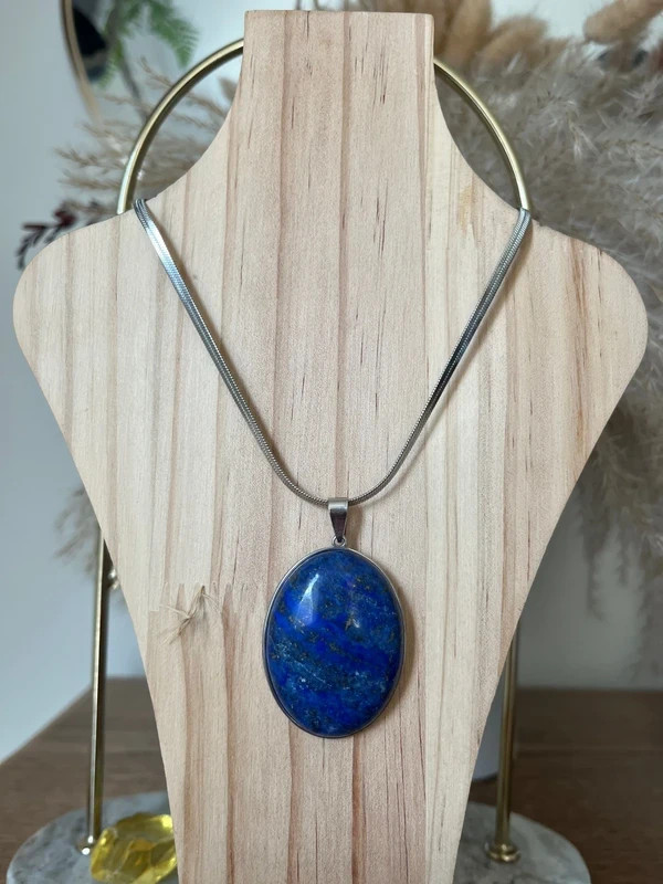 Collier Lapis Lazuli 5A cabochon 30x40mm et chaîne serpent argentée pour femme