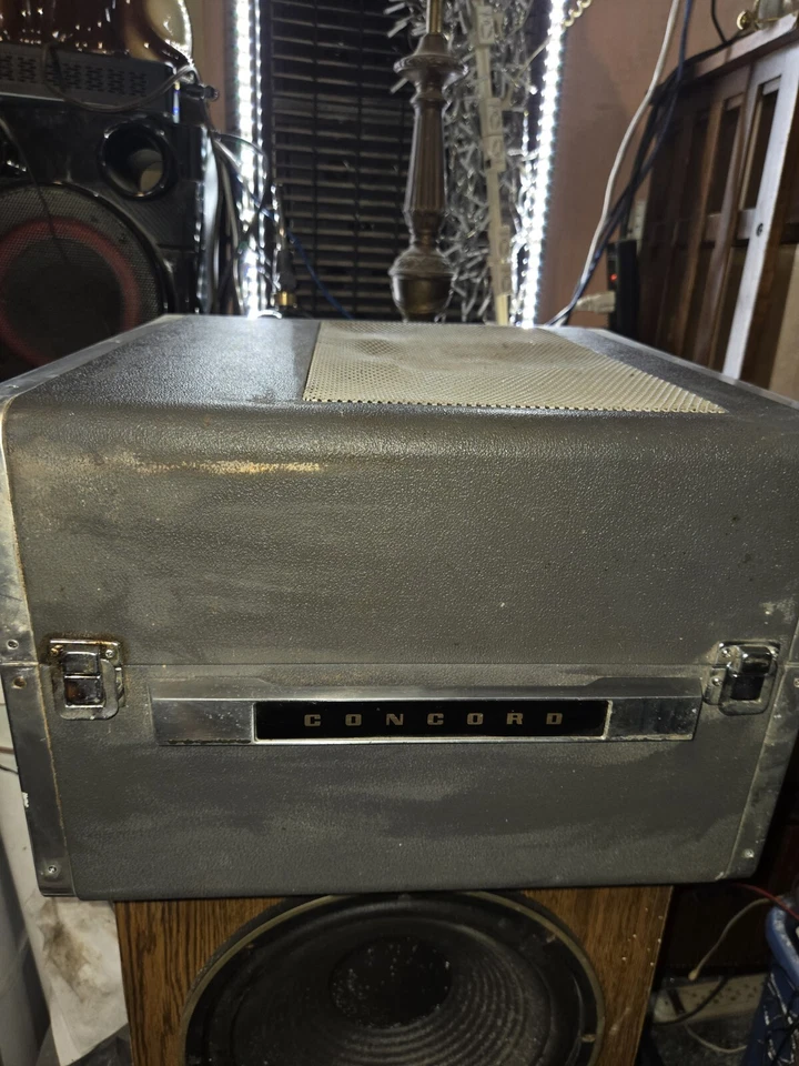 Grabadora reproductor de carrete a carrete Concord Stereophonic 880 ¡Enciende sin probar! Foto 3 de 4